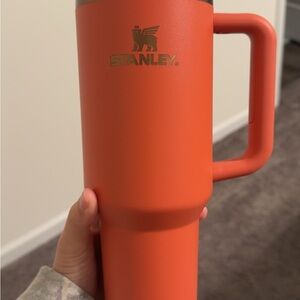 40oz Stanley Pumpkin Travel Cup. NO STRAW